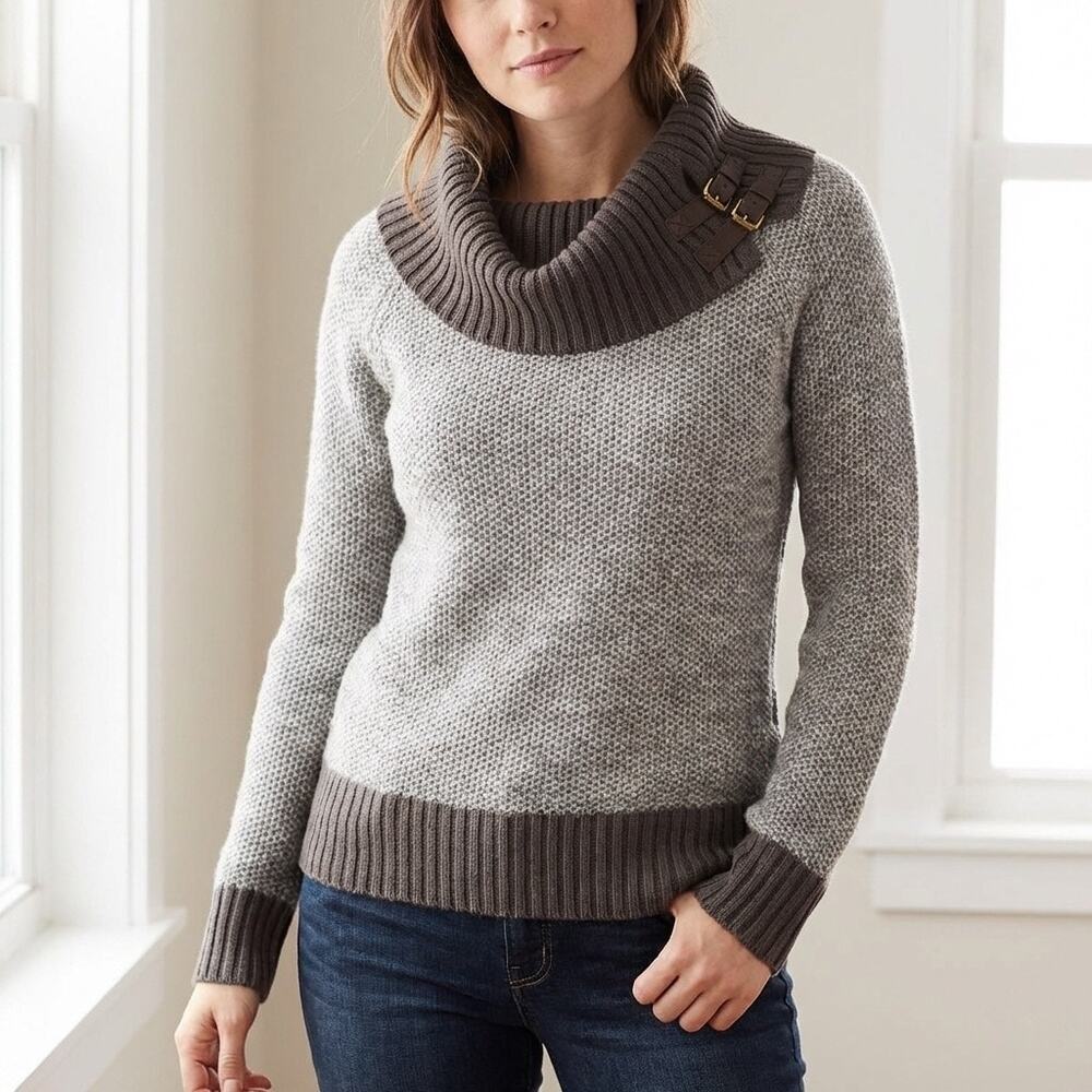 Banana Republic Italian Yarn Gray Wool Blend Cowl Neck Sweater Size M